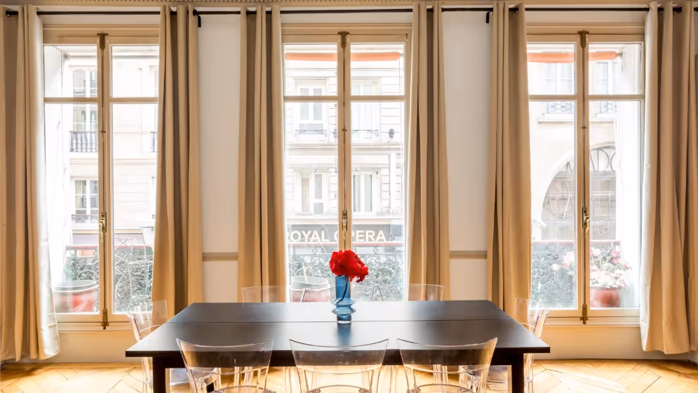 Le Table a manger Appartement Cosy Castellane