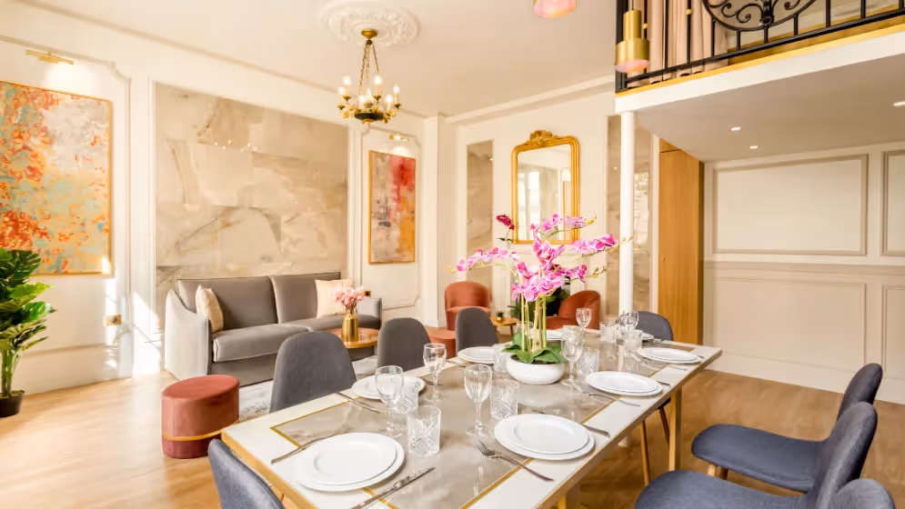 Le Table a manger suite de luxe florentin I