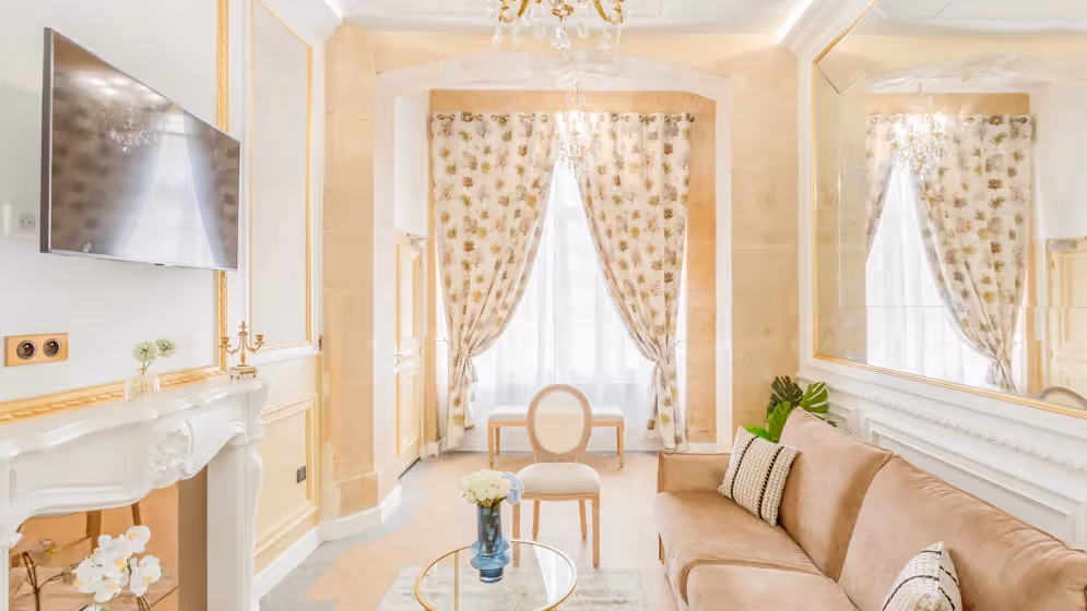 Le 12Salon suite de luxe haussmann II