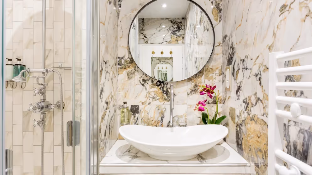 Le 30LaVabo douche suite de luxe haussmann II