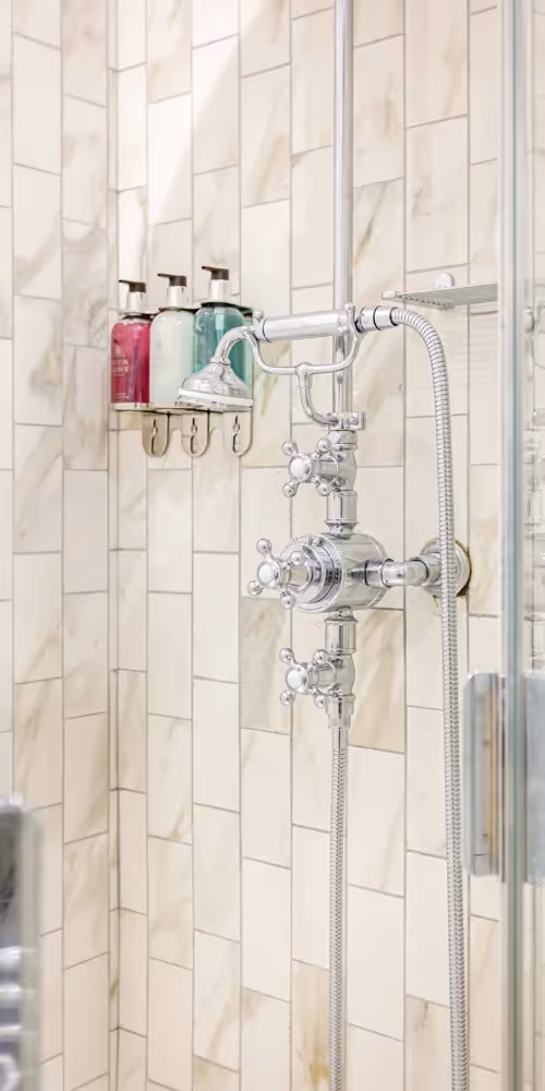 Le Douche suite de luxe haussmann II