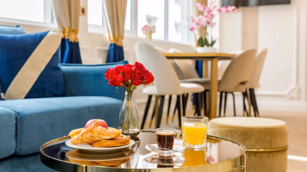 Le Petit dejeuner suite de luxe poissonniere