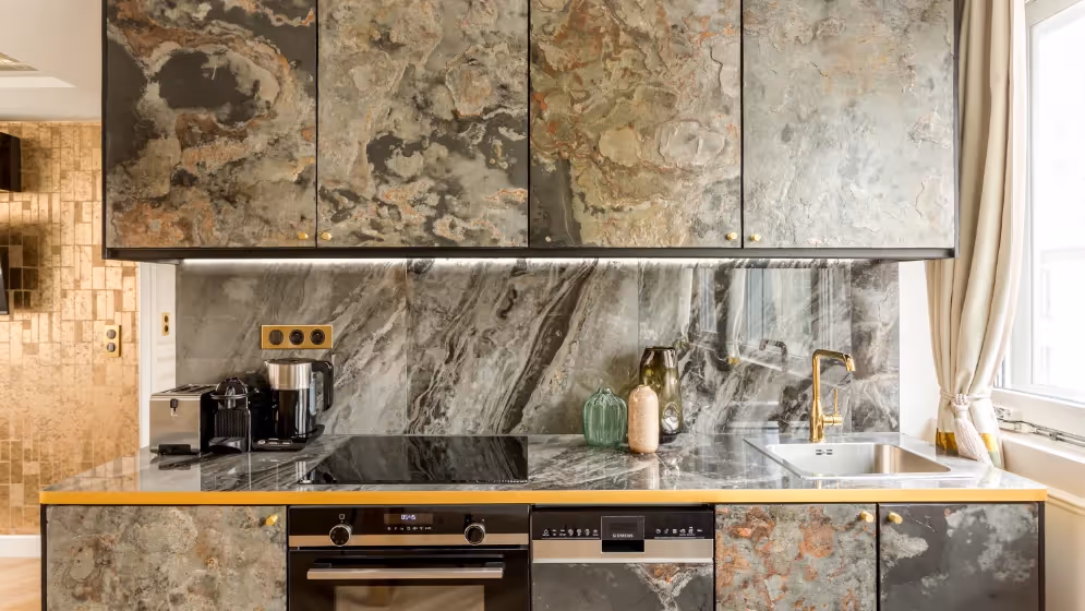 Le Cuisine luxury suite fremicourt