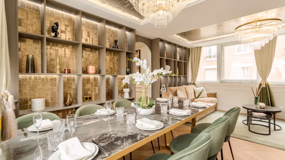 Le table a manger suite de luxe fremicourt