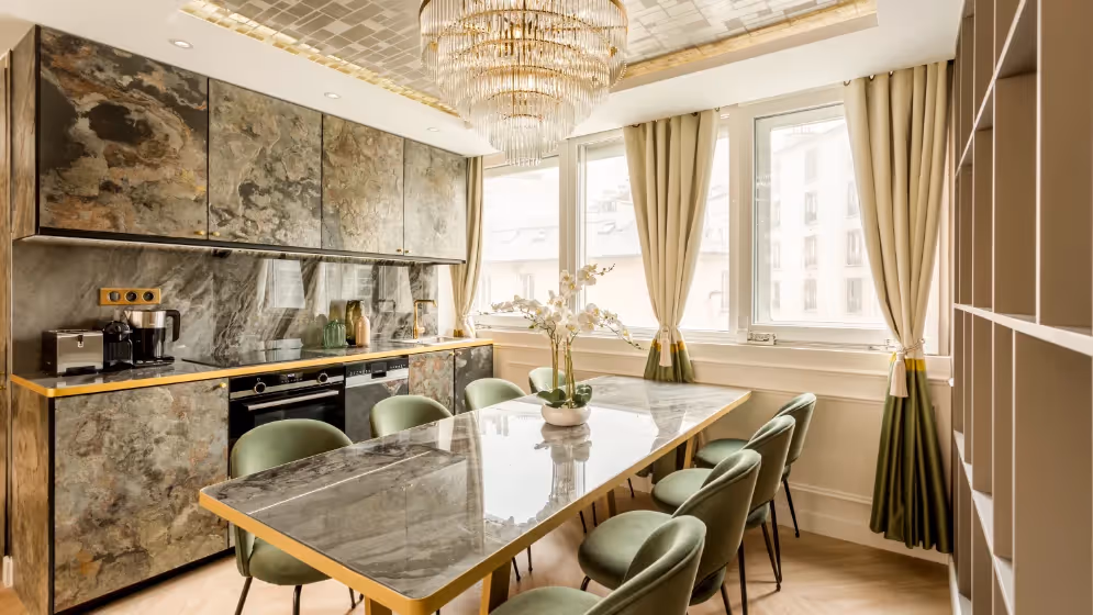 Le Cuisine luxury suite fremicourt