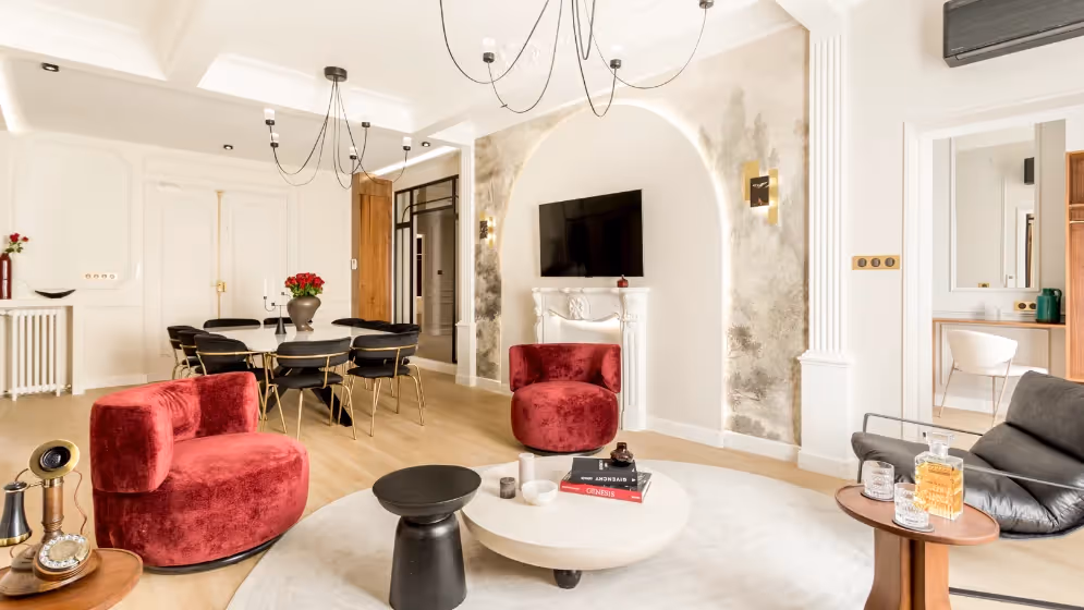 Le Salon suite signature kleber Vue paris