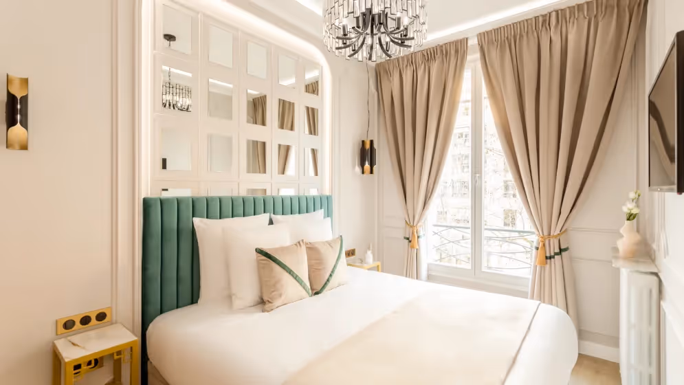Le chambre 5 suite signature kleber Vue paris