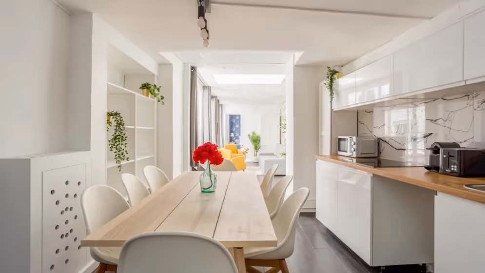 Le Cuisine Appartement cosy nd des VIctoires terrasse
