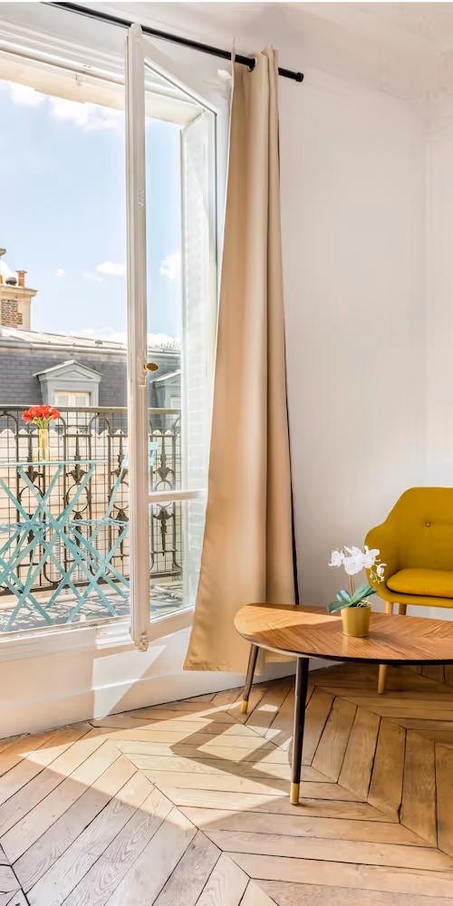 Le Salon Appartement cosy tilsitt balcon Vue tour eiffel