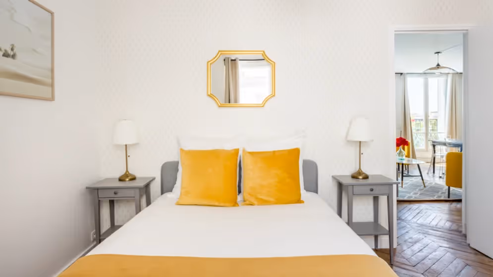 Le chambre 1 Appartement cosy tilsitt balcon Vue tour eiffel