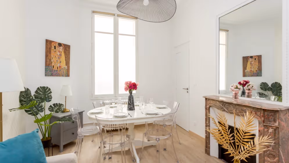 Le Table a manger Appartement cosy wagram