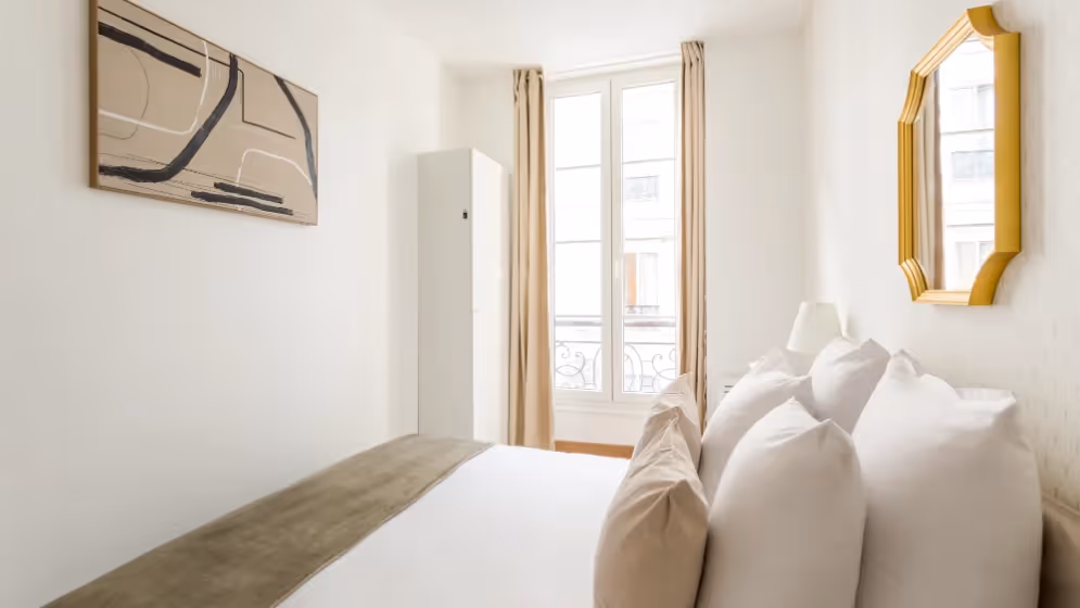 Le chambre 2 Appartement cosy caumartin I
