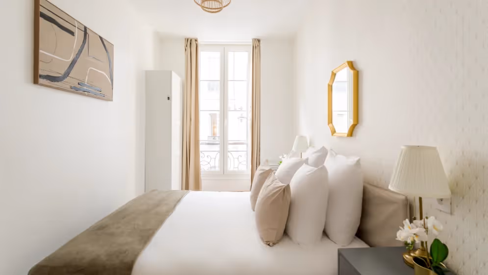 Le chambre 2 Appartement cosy caumartin I