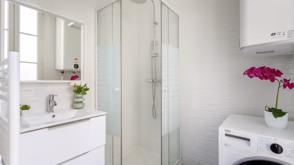 Le sdb Appartement cosy caumartin I