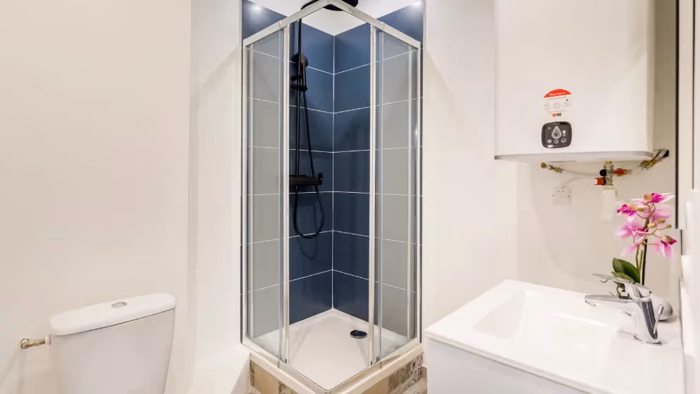 the bathroom Cosy Apartment Fbg St Antoine