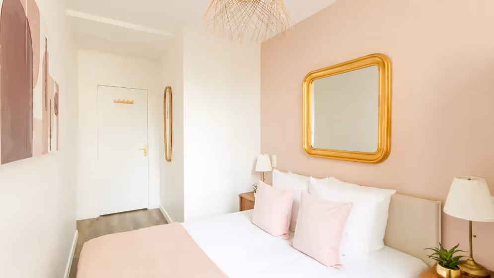 room 3 Cosy apartment Fbg St Antoine