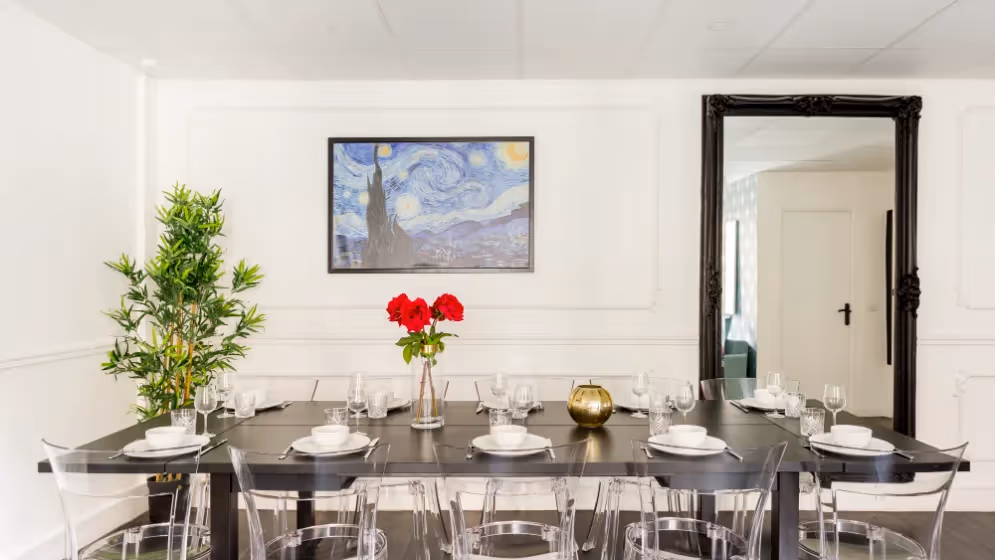 Le Table a manger Appartement cosy grande armee