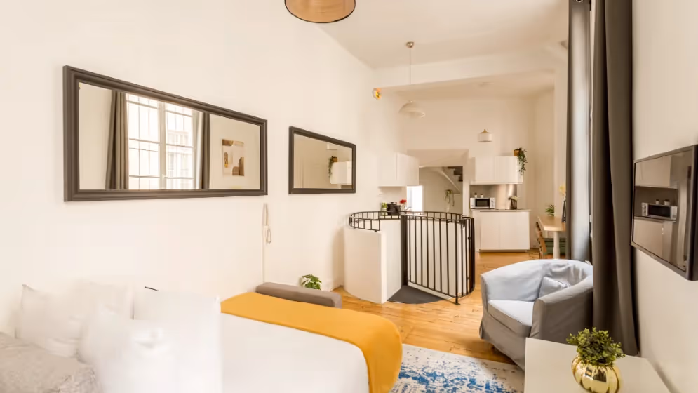 Le Canape lit Appartement cosy clery