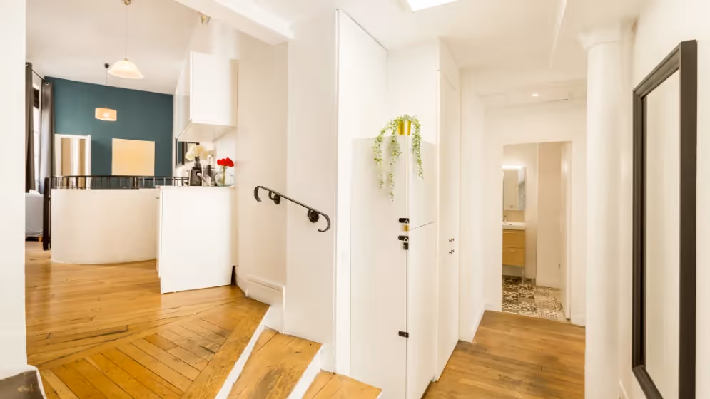 Le Couloir Appartement cosy clery