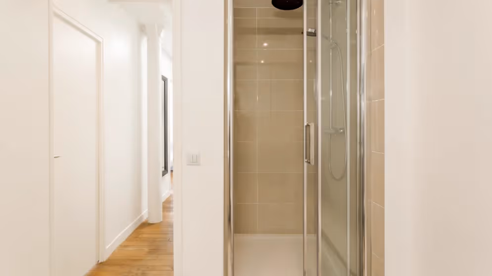 Le sdb Appartement cosy clery