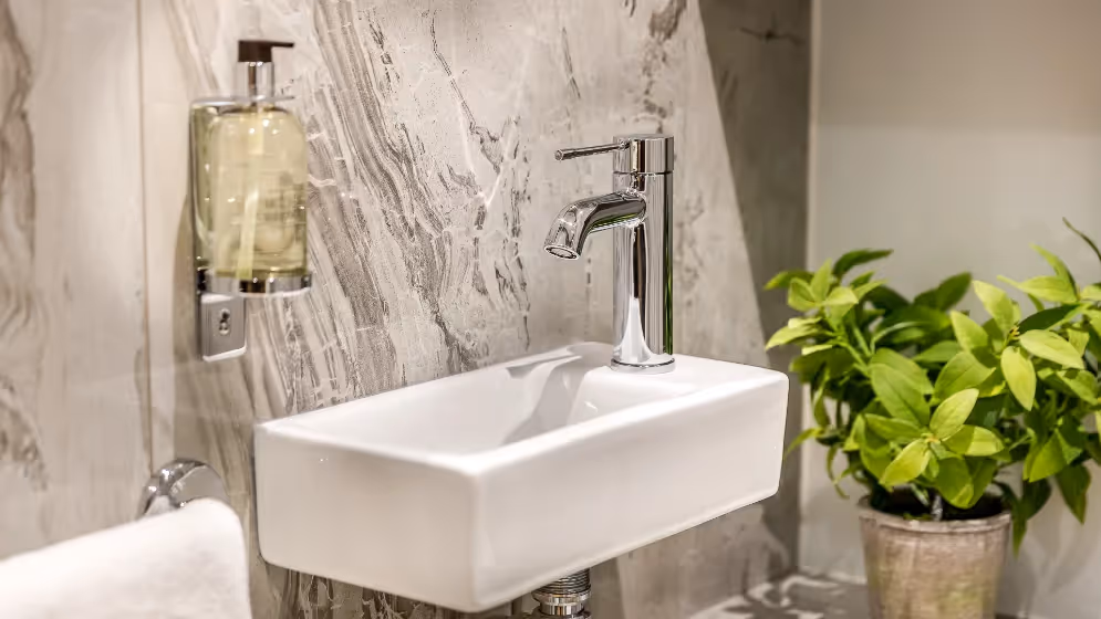 Le LaVabo wc suite signature Valois Vue palais royal