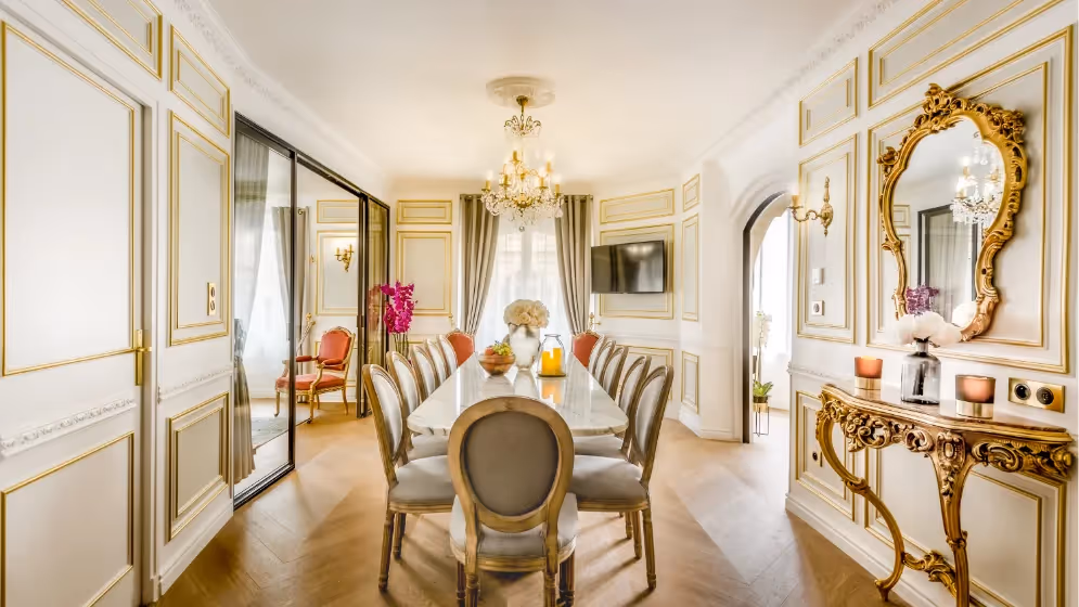 Le Salleamanger suite signature Valois Vue palais royal