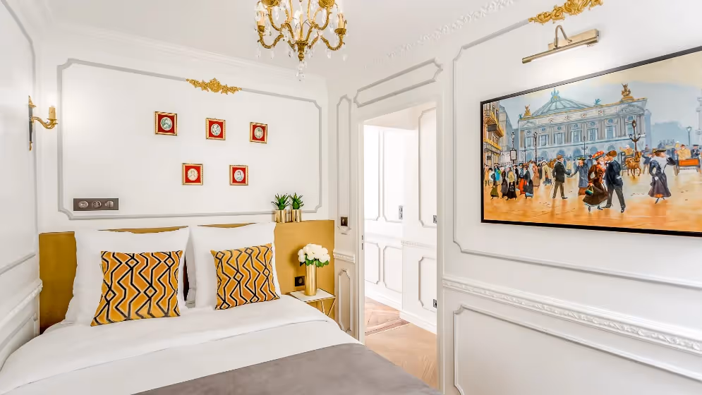 Room 2 luxury suite sebastopol II