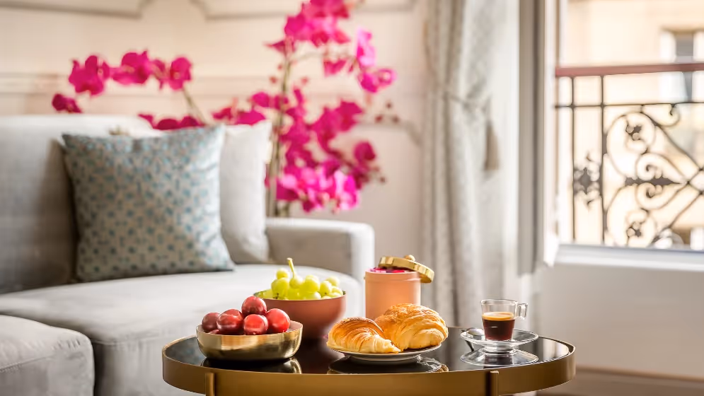 Breakfast luxury suite sebastopol II