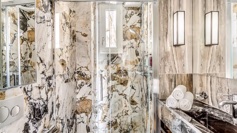 The bathroom shower luxury suite sebastopol II