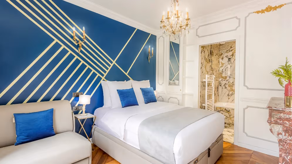 The room 1 master suite de luxe sebastopol II