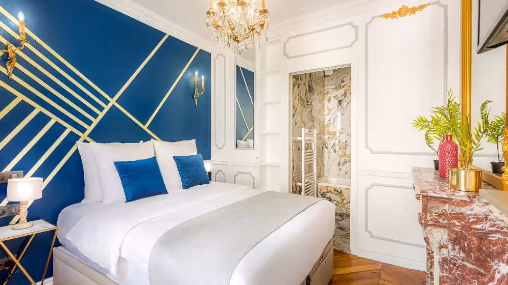 The room 1 master suite de luxe sebastopol II