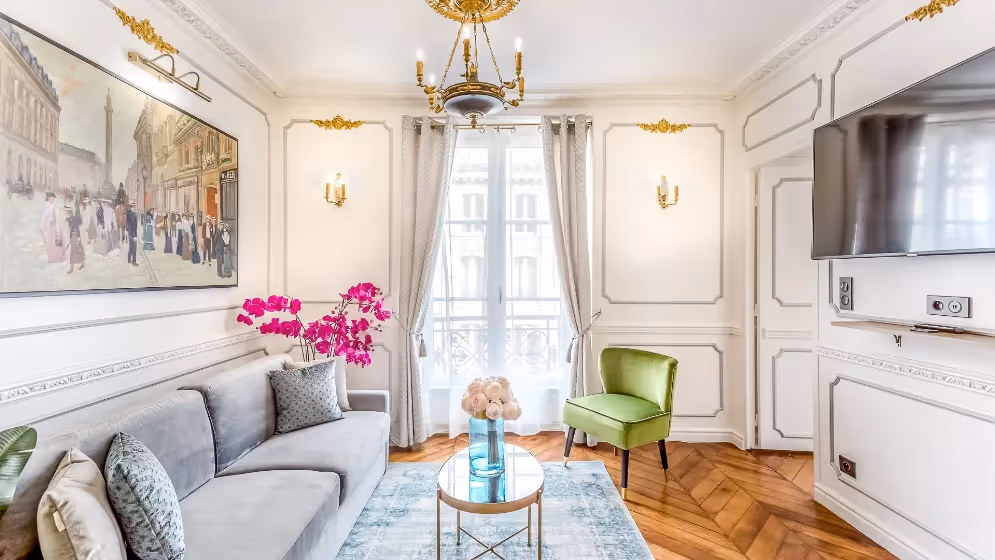 The sebastopol II luxury suite lounge