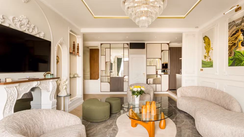 Le SALON suite signature hoche balcon Vue tour eiffel