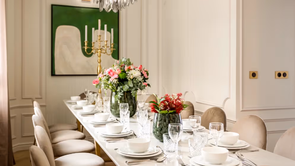 Le SAM suite signature hoche balcon Vue tour eiffel