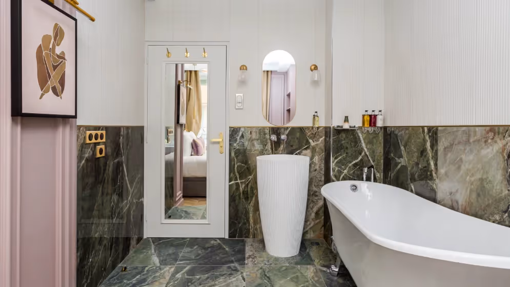 Le sdb chambre 3 suite de luxe palestro
