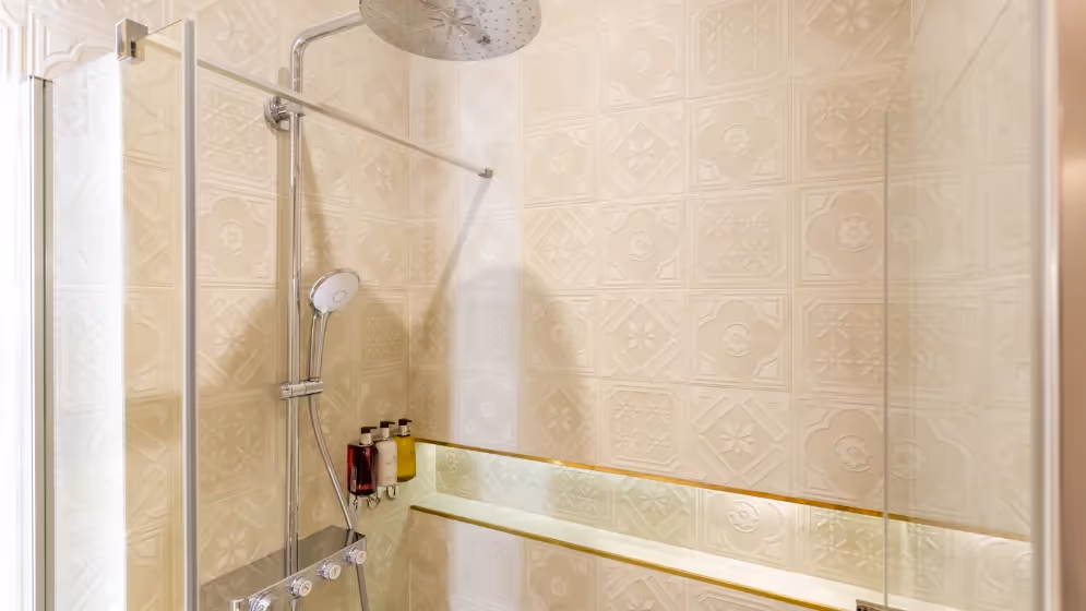 Le sdb chambre 4 suite de luxe palestro