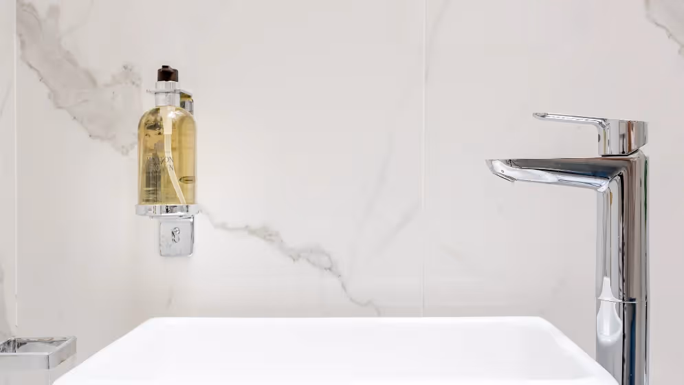 The aboukir II luxury suite basin