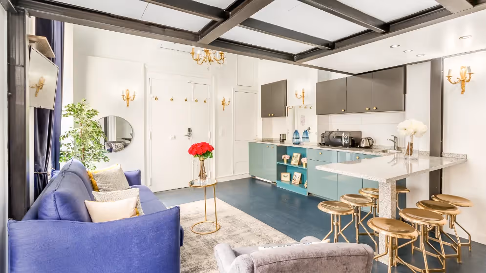 The aboukir II luxury suite lounge