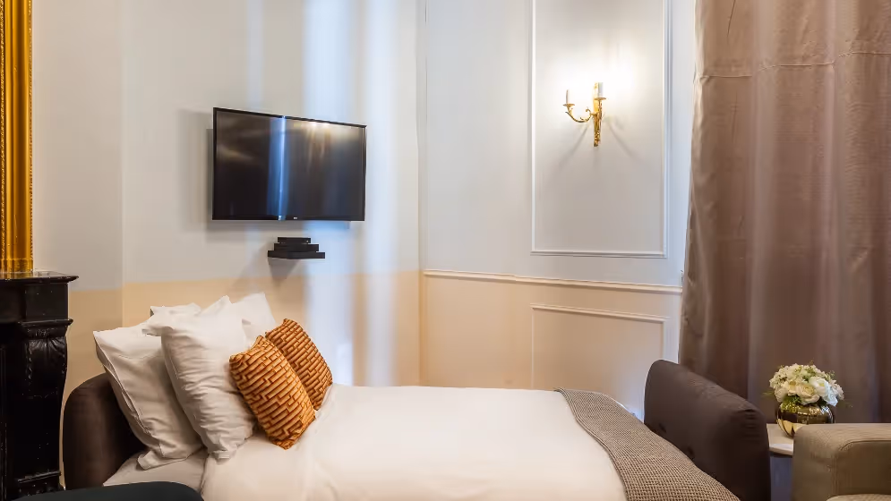 Le Canape Lit ouvert suite de luxe aboukir I