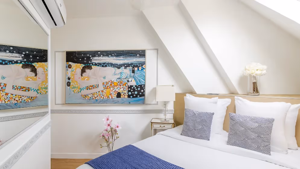 Le chambre 2 suite de luxe royale II vue madeleine