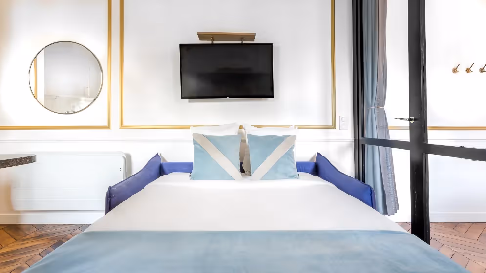 Le Canape Lit suite de luxe royale I vue madeleine