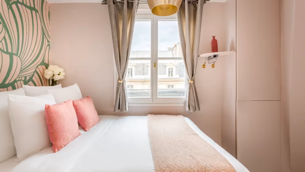 Le chambre 2 suite de luxe royale I vue madeleine