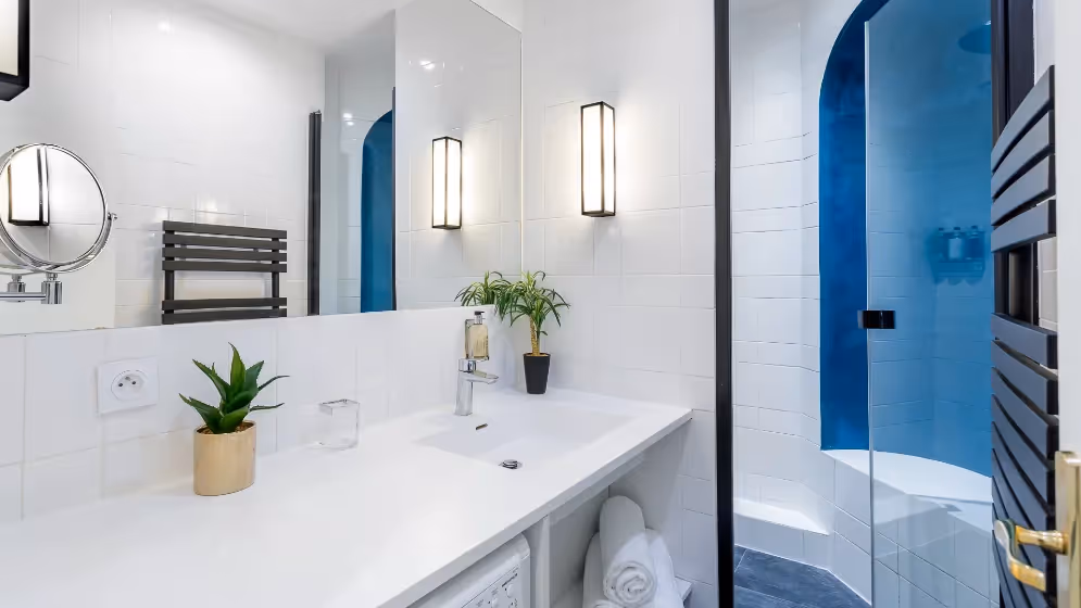 Le Salle de bain suite de luxe royale I vue madeleine