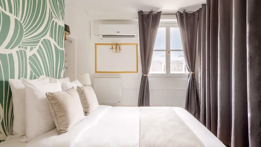Le Chambre 1 suite de luxe royale I vue madeleine