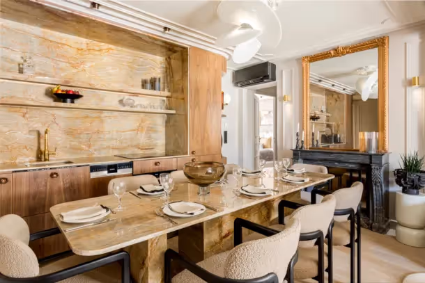 Salle à manger de la Signature Suite Rougemont III