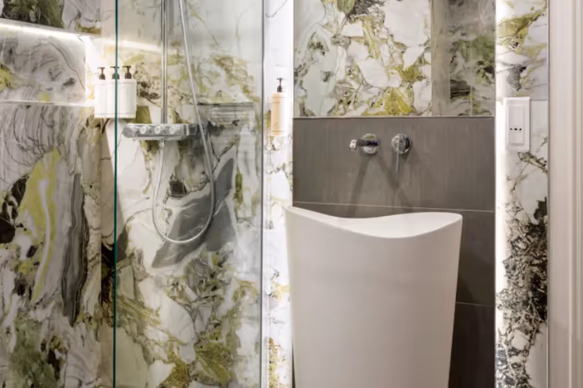 Bathroom Bedroom 1 Suite Signature Grenelle II