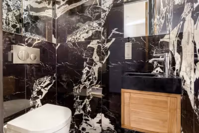 Separate WC 1
