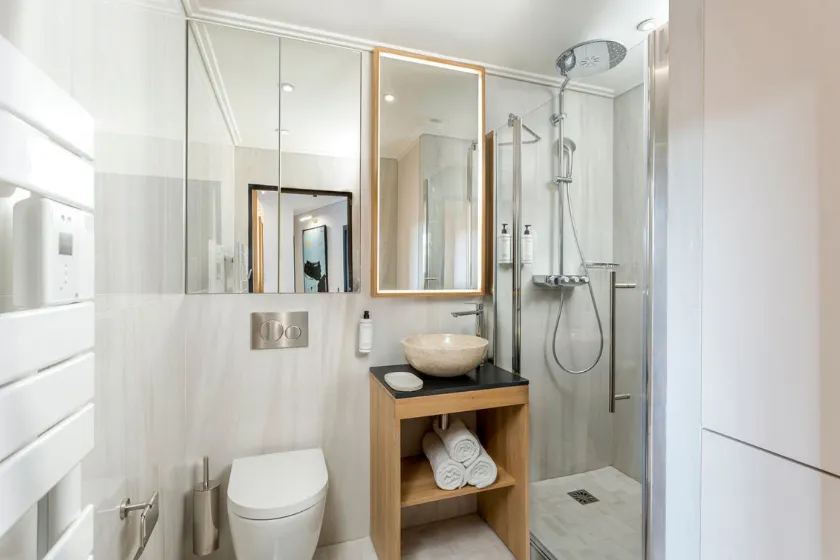 Salle de bain 2 Signature Suite St Cyr I