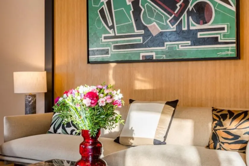 Salon Signature Suite St Cyr I