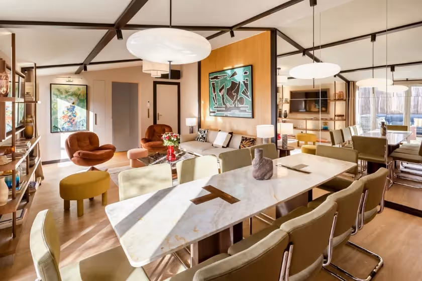Dining room Signature Suite St Cyr I